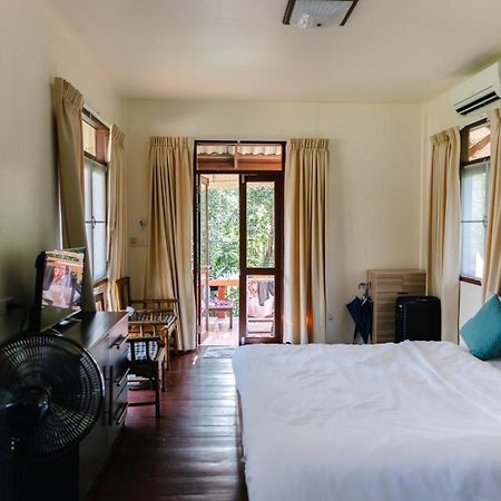 Mali House Villa Mae Nam Beach Eksteriør billede