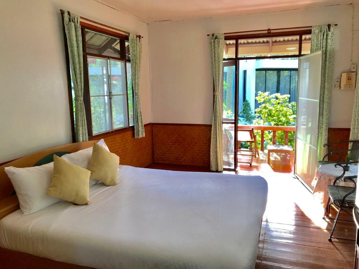 Mali House Villa Mae Nam Beach Eksteriør billede