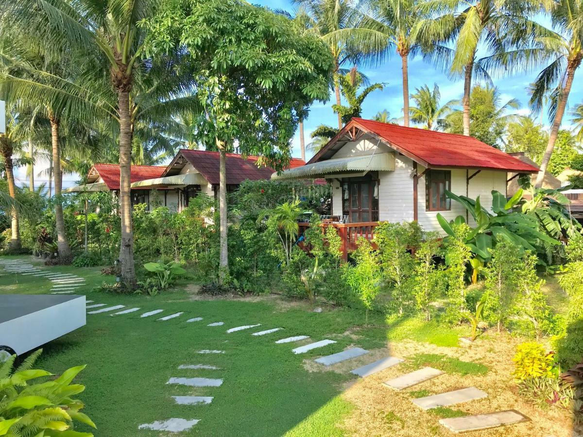 Mali House Villa Mae Nam Beach Eksteriør billede